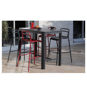 THEOS - Table haute extérieure 