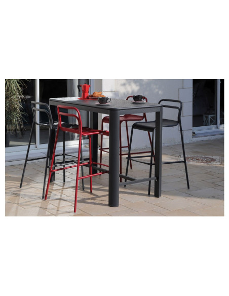 THEOS - Table haute extérieure 